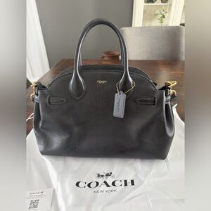Coach Empire 28